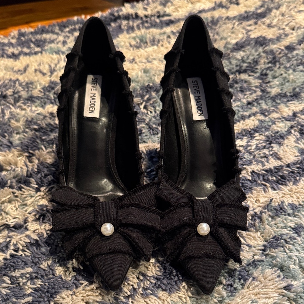 Steve Madden Black Heels with Bow and Pearl Accent